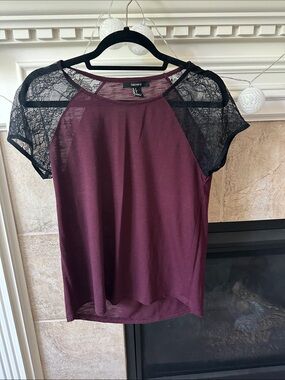 Women's Burgundy Lace Sleeve Top